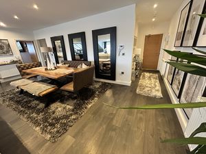 Photo 11- click for photo gallery